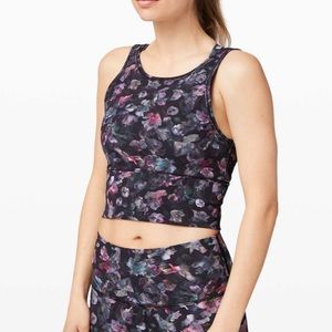 EUC Lululemon Power Pivot Tank